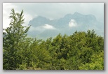 Pietracamela pendant la saison estivale. Une promenade vers les Prati di Tivo de 950 à 1450 mètres d’altitude.