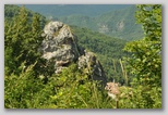 Pietracamela pendant la saison estivale. Une promenade vers les Prati di Tivo de 950 à 1450 mètres d’altitude.
