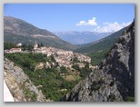 Von Anversa degli Abruzzi durch die Sagittario-Schluchten bis zum Lago di Scanno