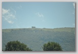Pietracamela durante il periodo estivo. Una passeggiata verso i Prati di Tivo da quota 950 a 1450 metri.