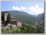 Da Anversa degli Abruzzi, passando per le gole del Sagittario, arrivando al Lago di Scanno